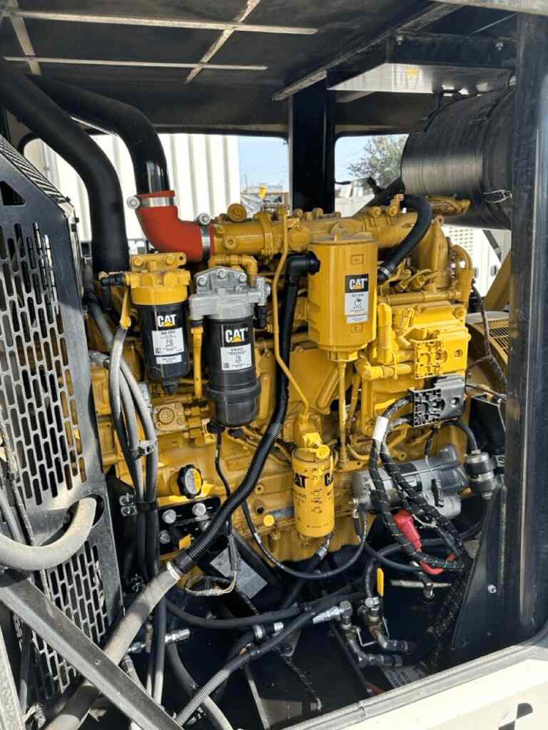Caterpillar XQ230 Trailer Mounted Diesel Generator